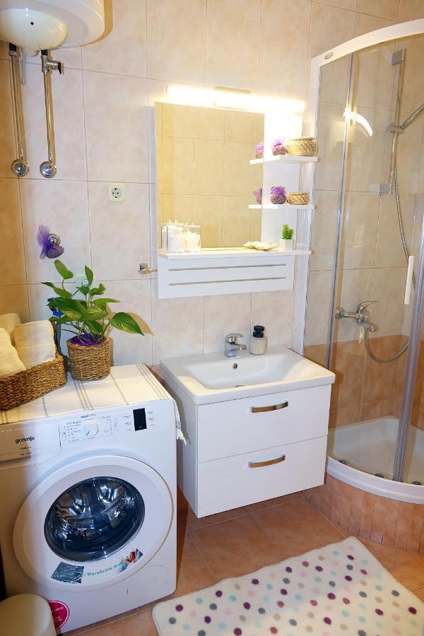 Two-Bedroom Apartment In The Centre Μακάρσκα Εξωτερικό φωτογραφία